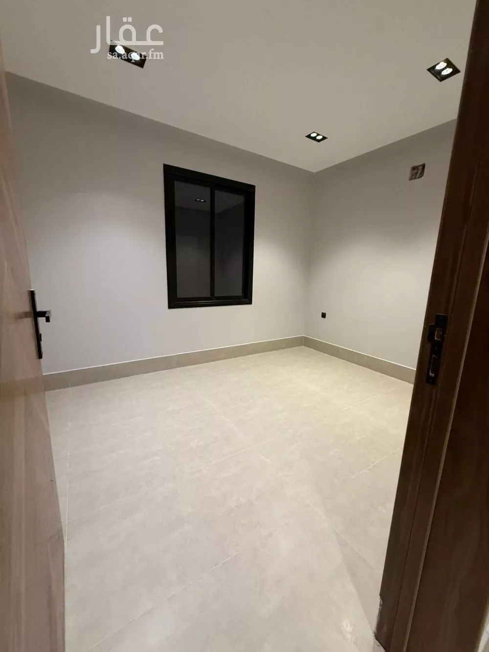 فيلا 7 غرف في عكاظ 2