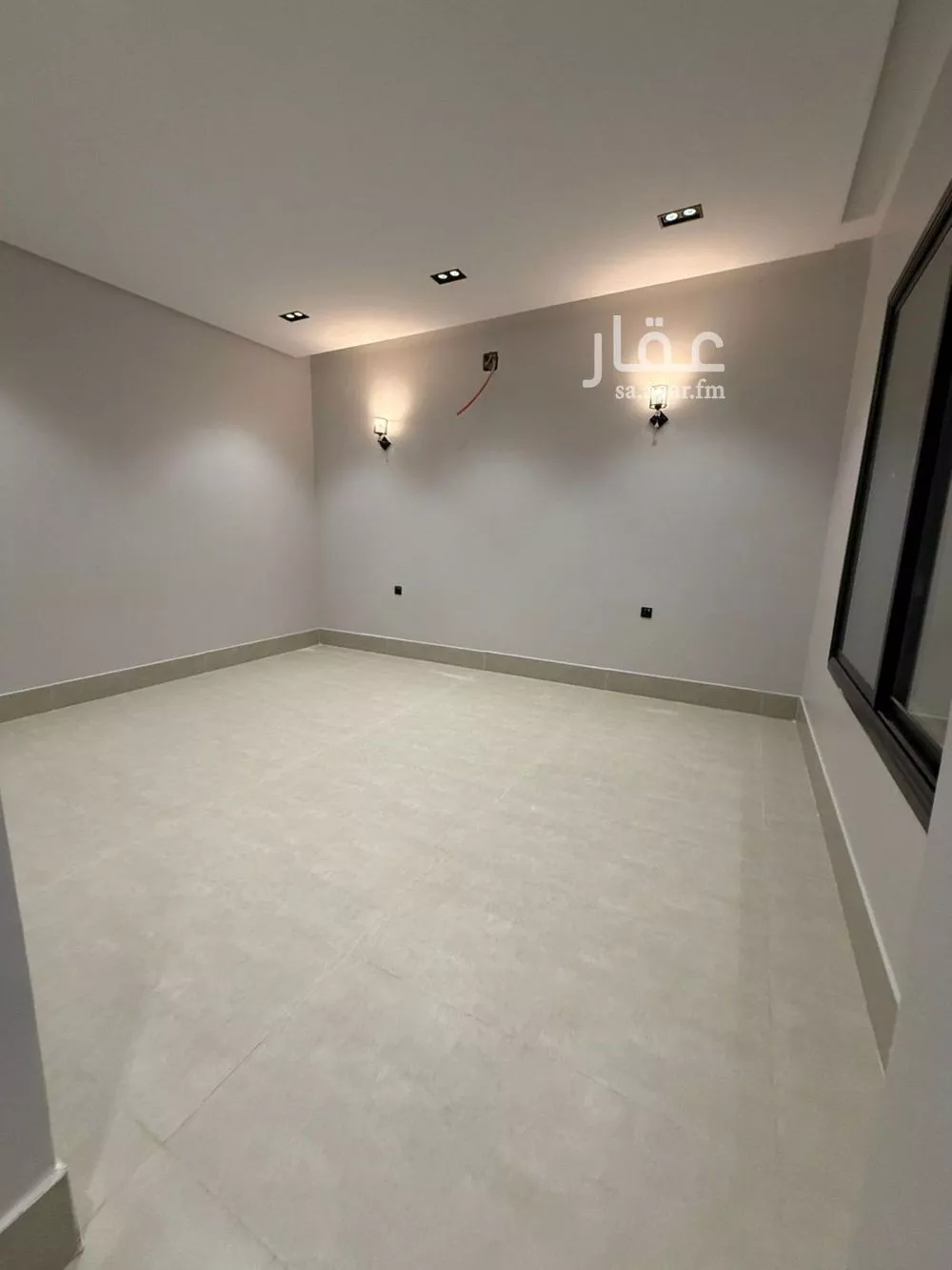 فيلا 7 غرف في عكاظ 12