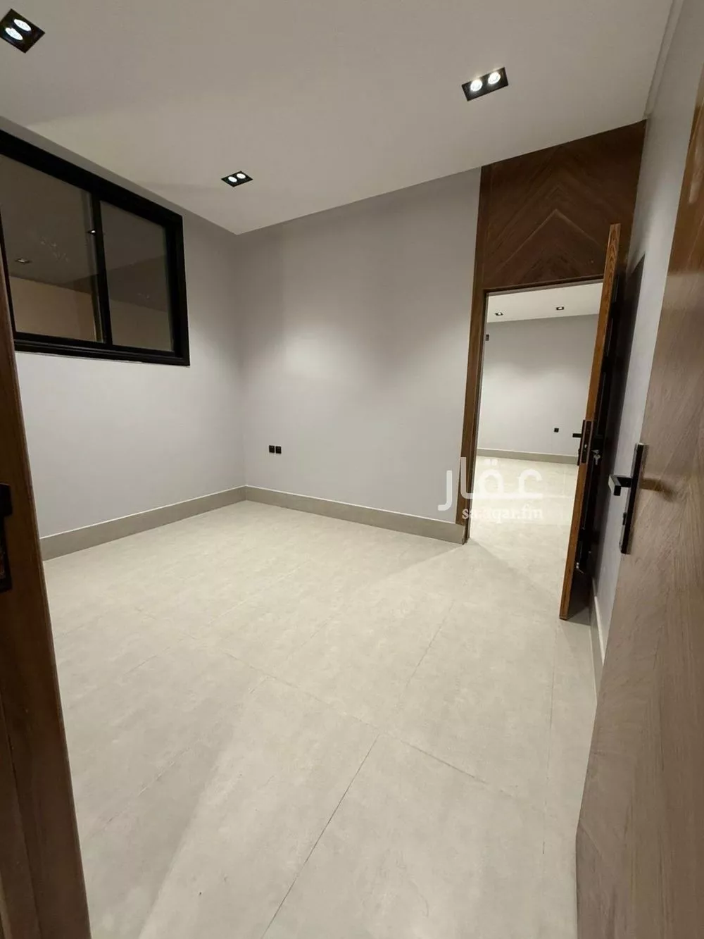 فيلا 7 غرف في عكاظ 17