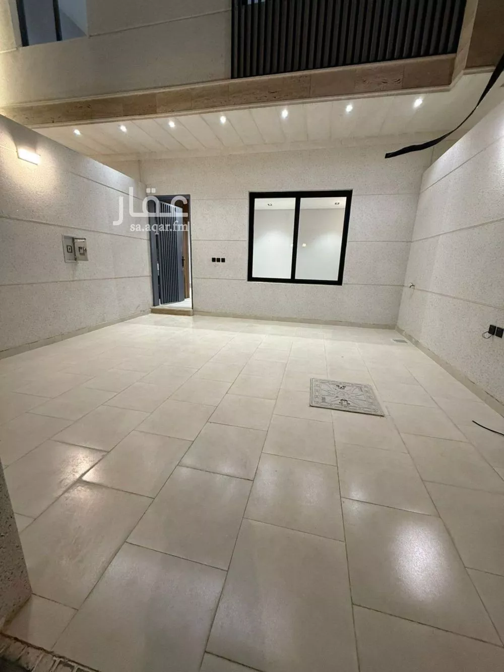 فيلا 7 غرف في عكاظ 18