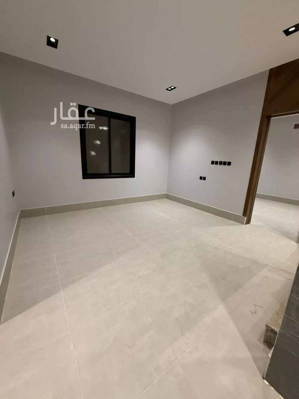 فيلا 7 غرف في عكاظ 6