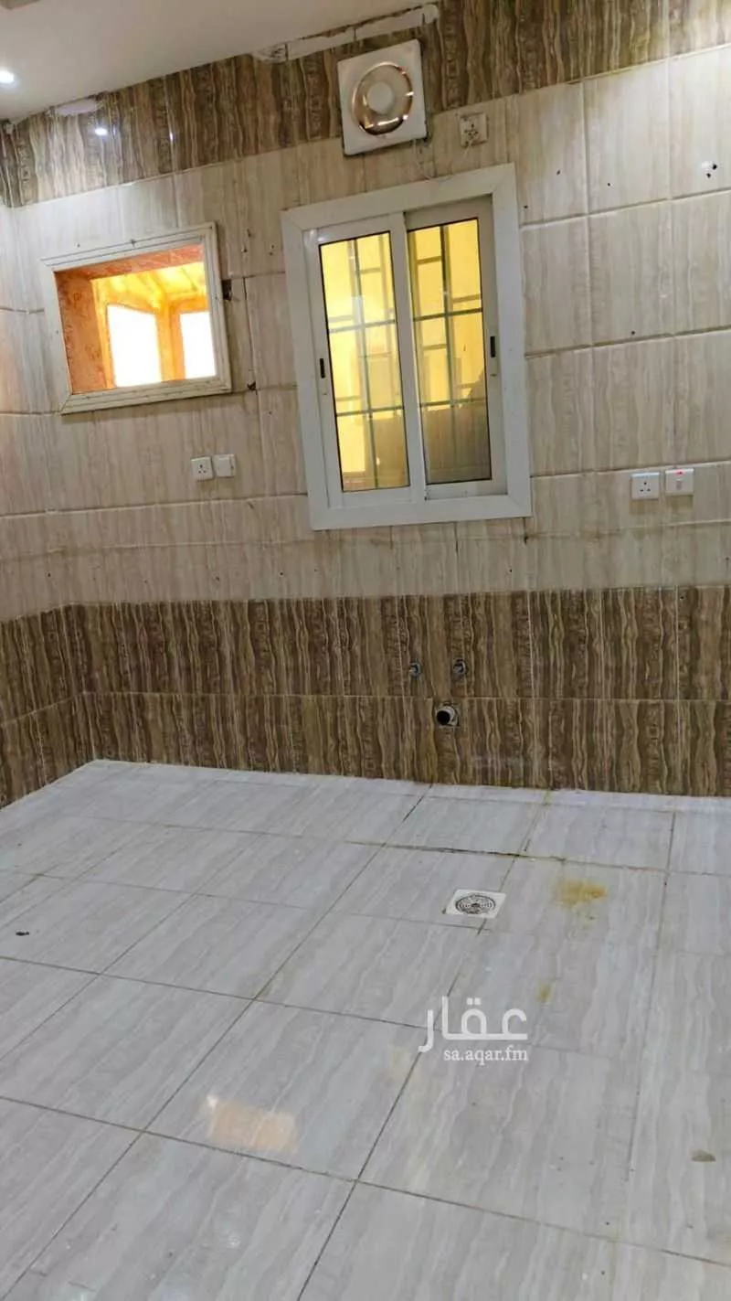 شقة 4 غرف في الروابي 8