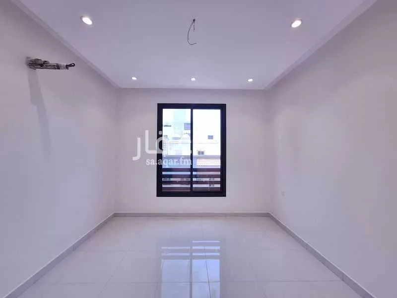 4 bedroom apartment in Al Salamah 6