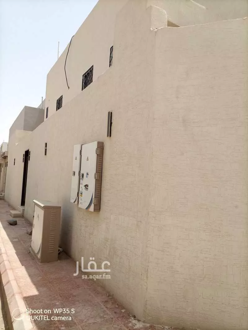 3 bedroom floor in Badr 4