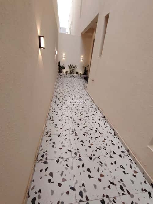 فيلا 8 غرف في المرجان 4