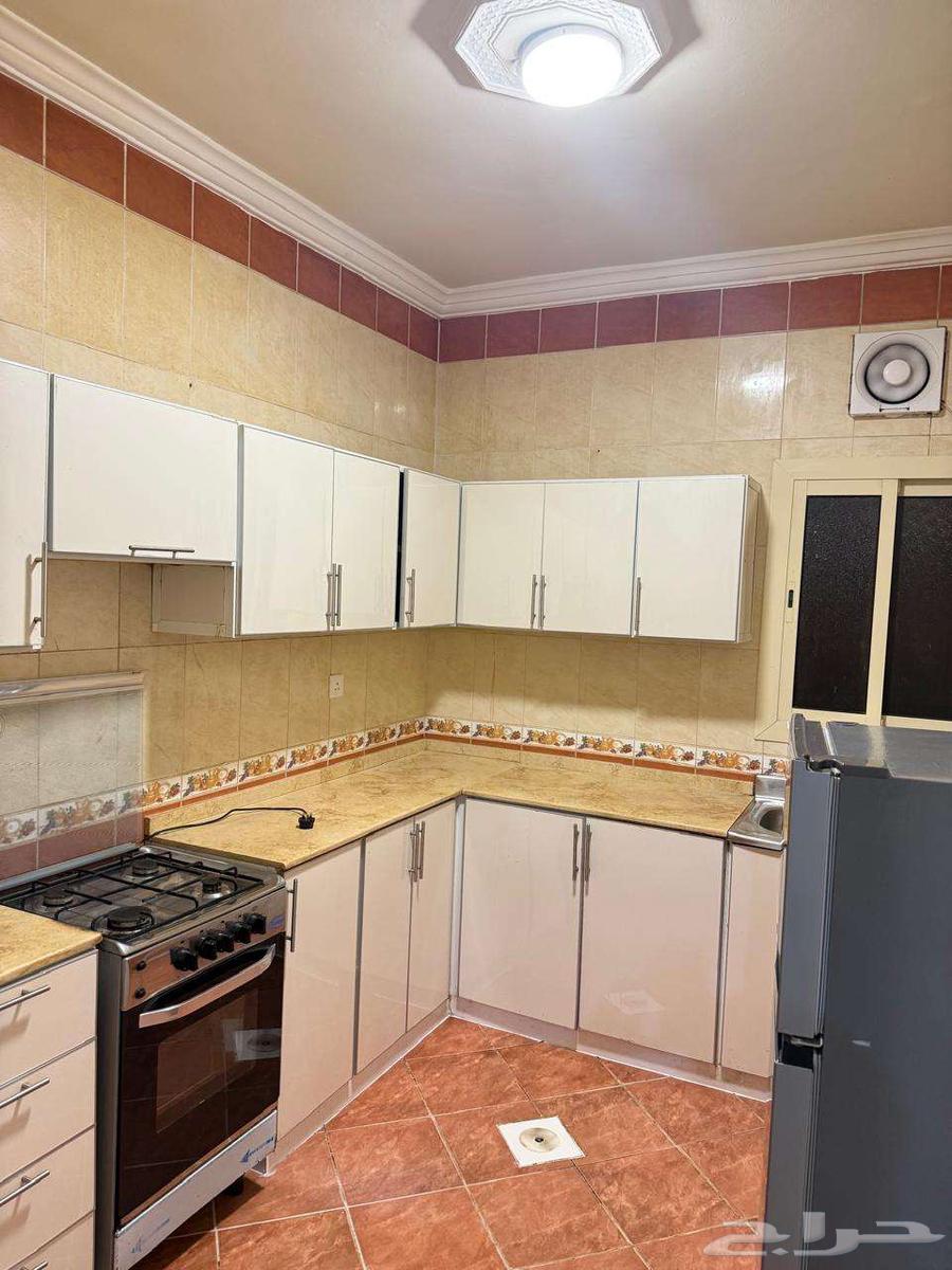 شقة 1 غرف في النزهة 6