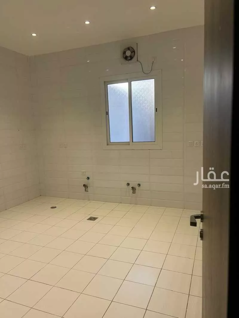 شقة 5 غرف في اللؤلؤ 11