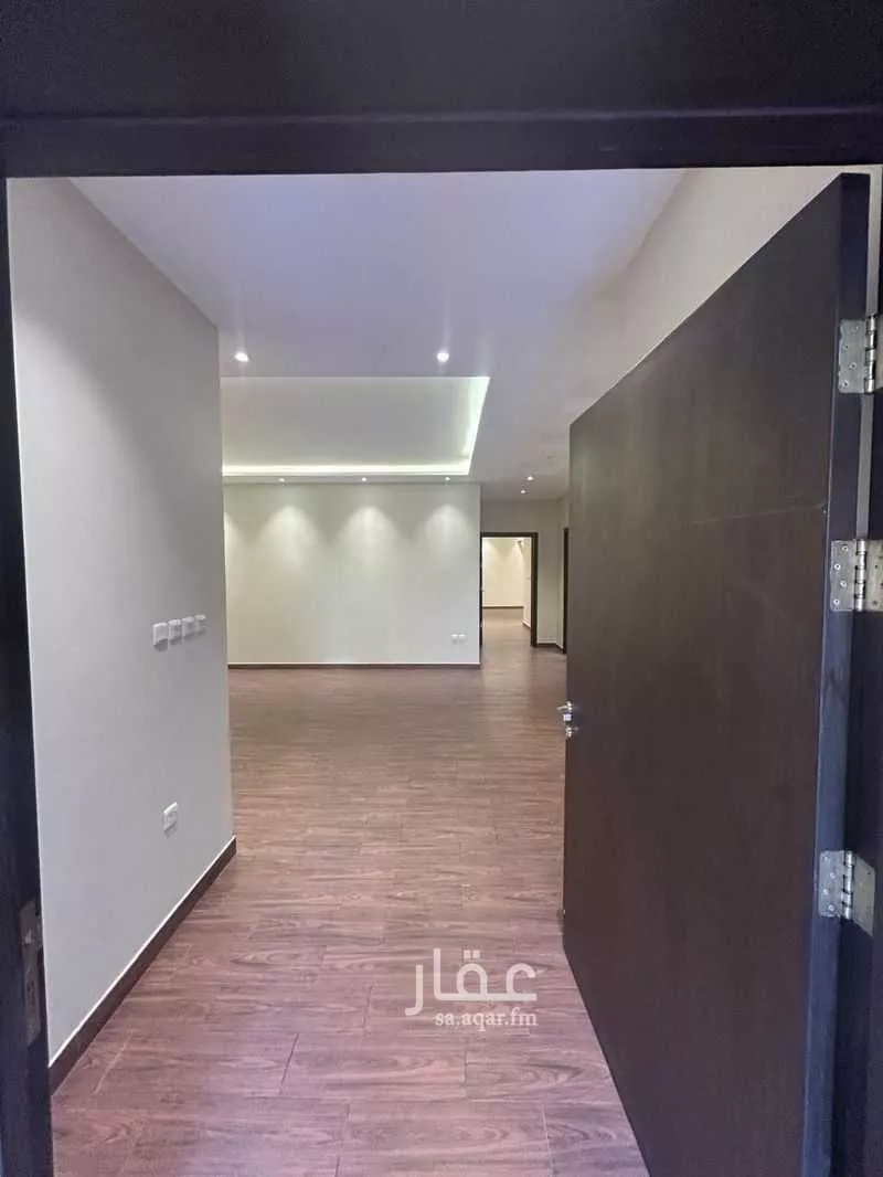 شقة 5 غرف في اللؤلؤ 13