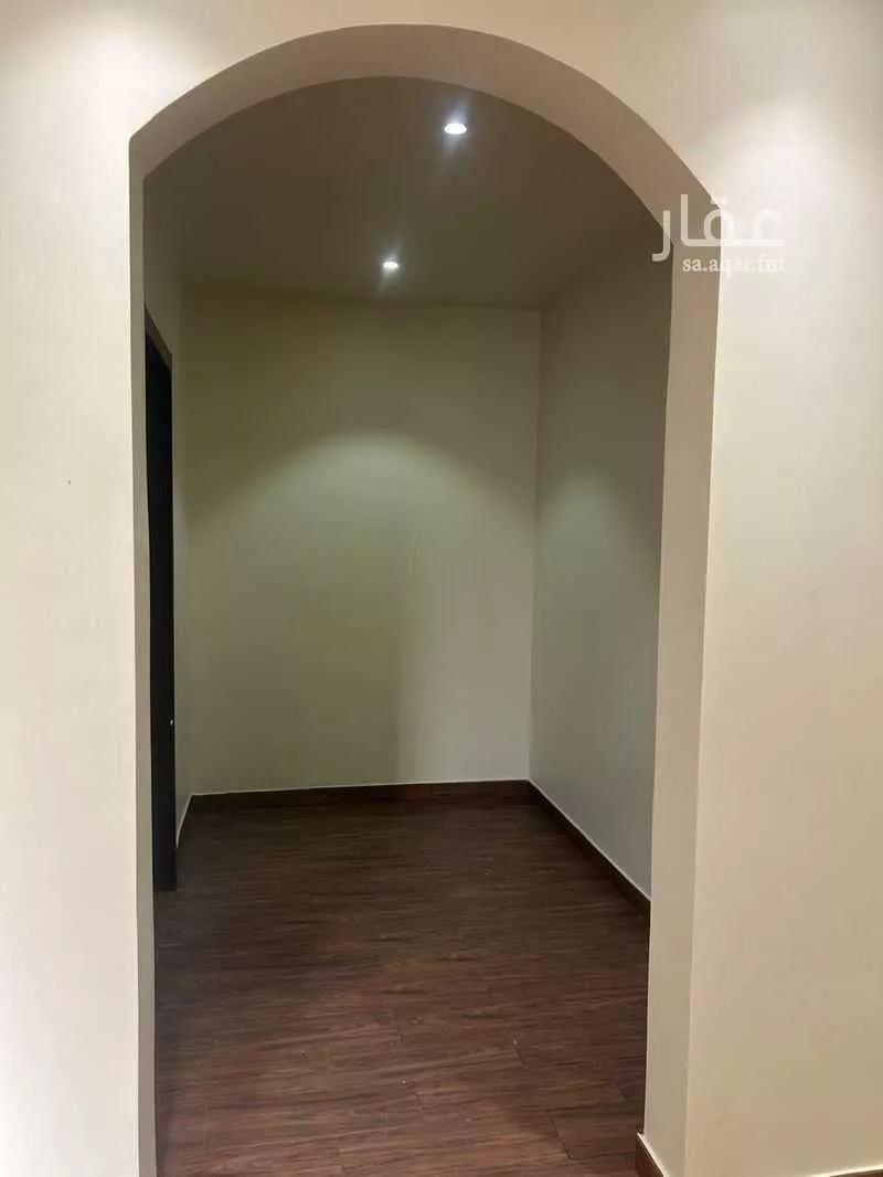 شقة 5 غرف في اللؤلؤ 3