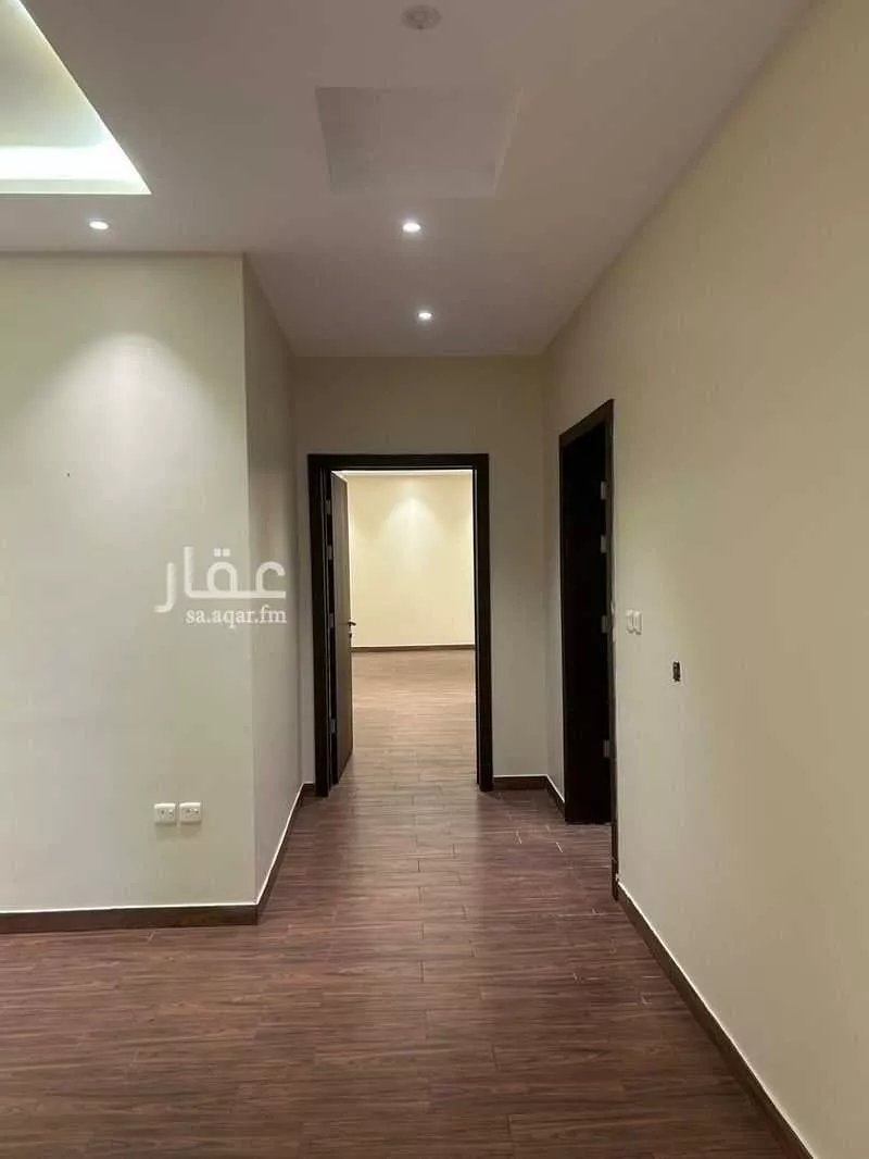 شقة 5 غرف في اللؤلؤ 8