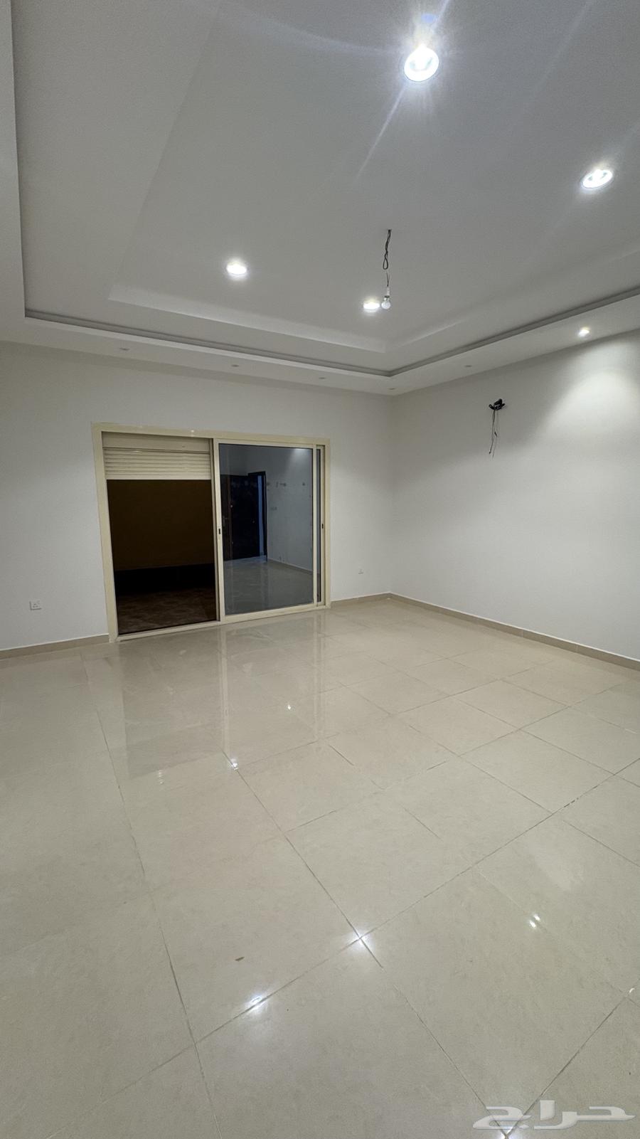 7 bedroom villa in Al Zahra 2
