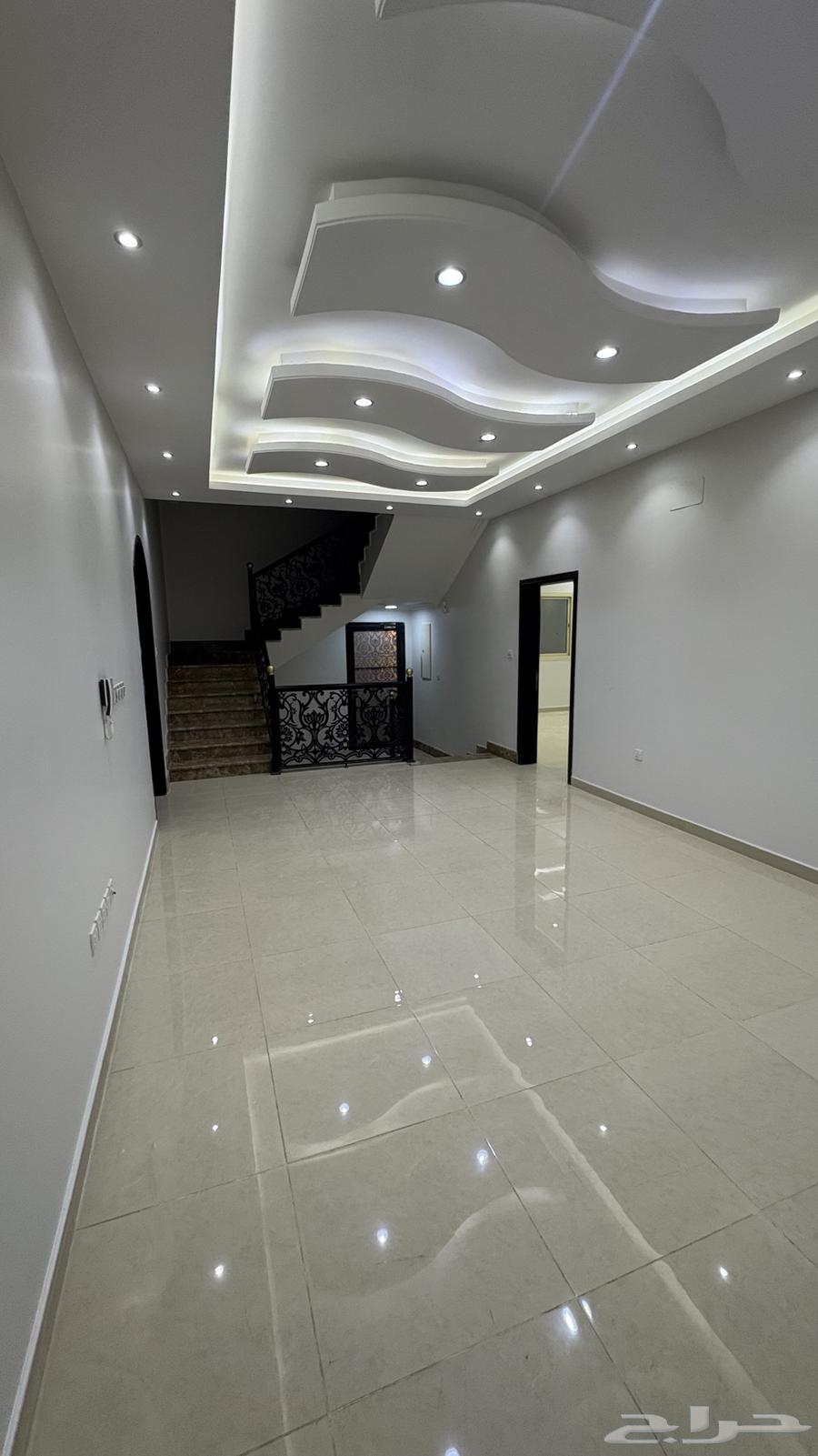 7 bedroom villa in Al Zahra 7
