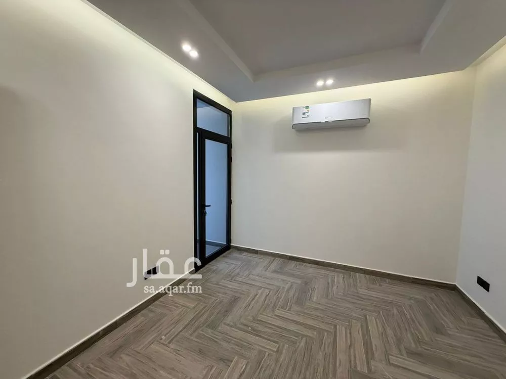 شقة 3 غرف في السيف 6