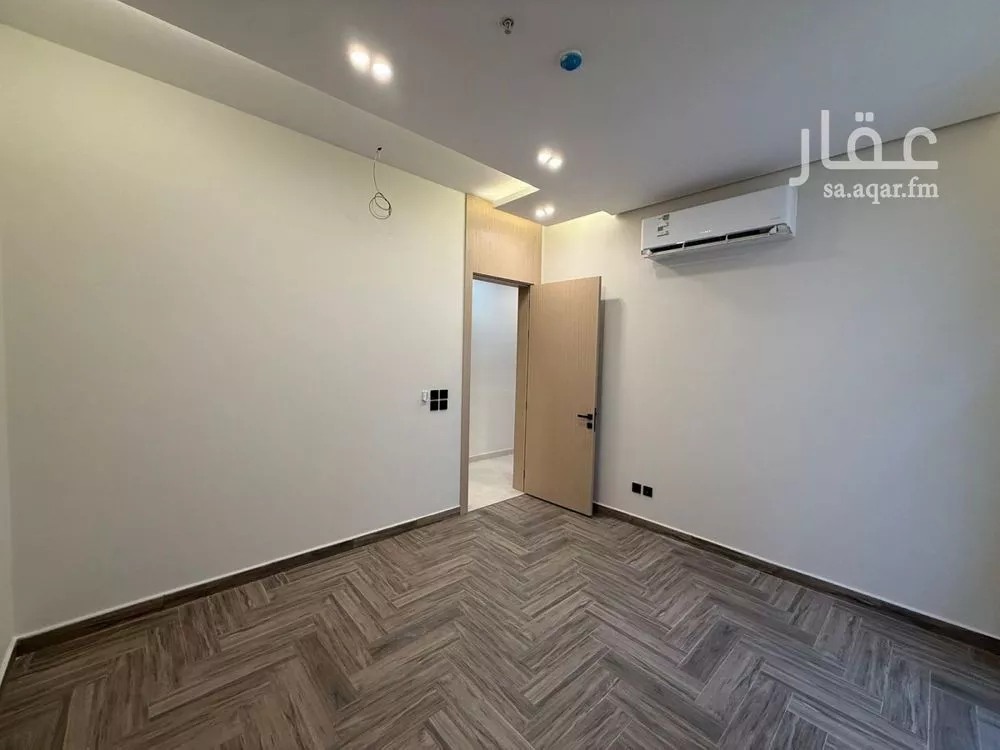 شقة 3 غرف في السيف 8