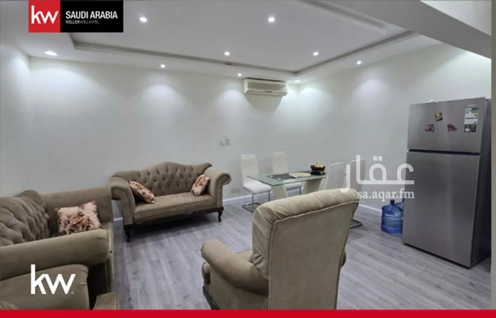 شقة 5 غرف في المربع 9