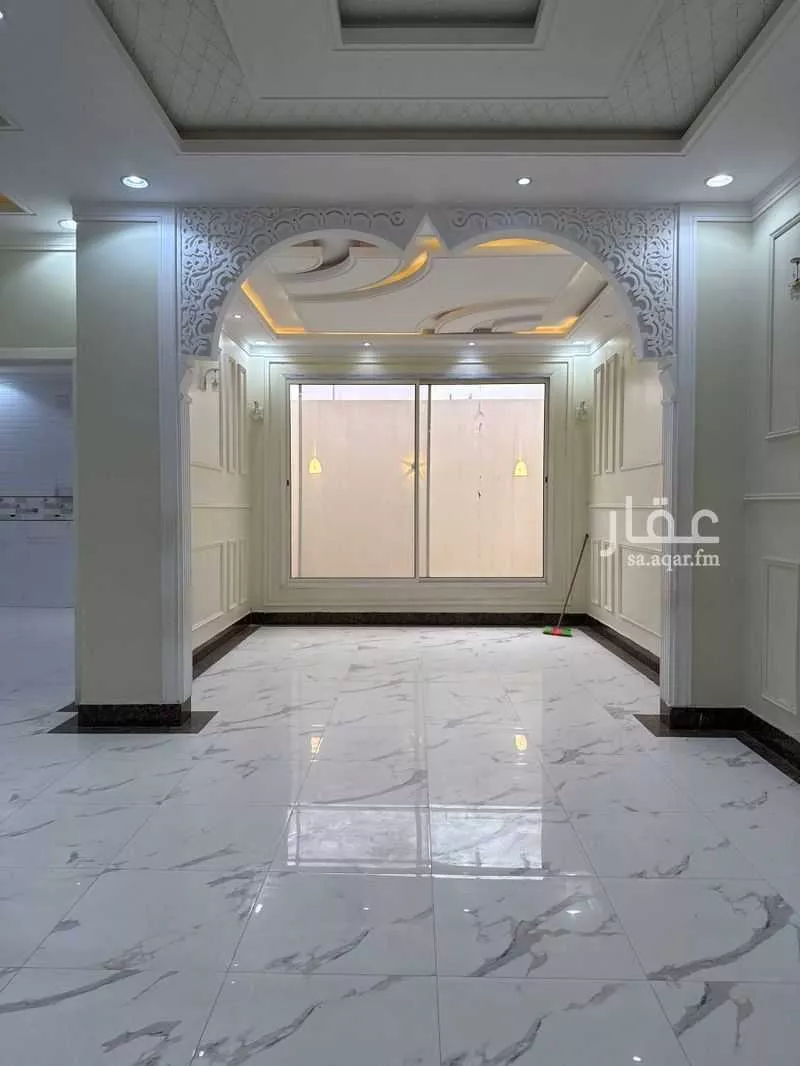 فيلا 6 غرف في المهدية 5