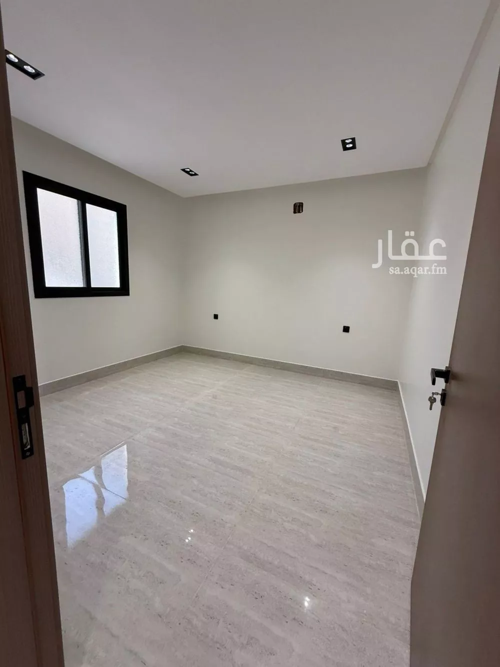 8 bedroom villa in Tuwaiq 12