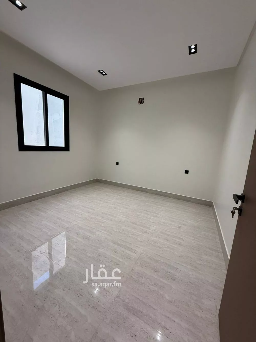 8 bedroom villa in Tuwaiq 16