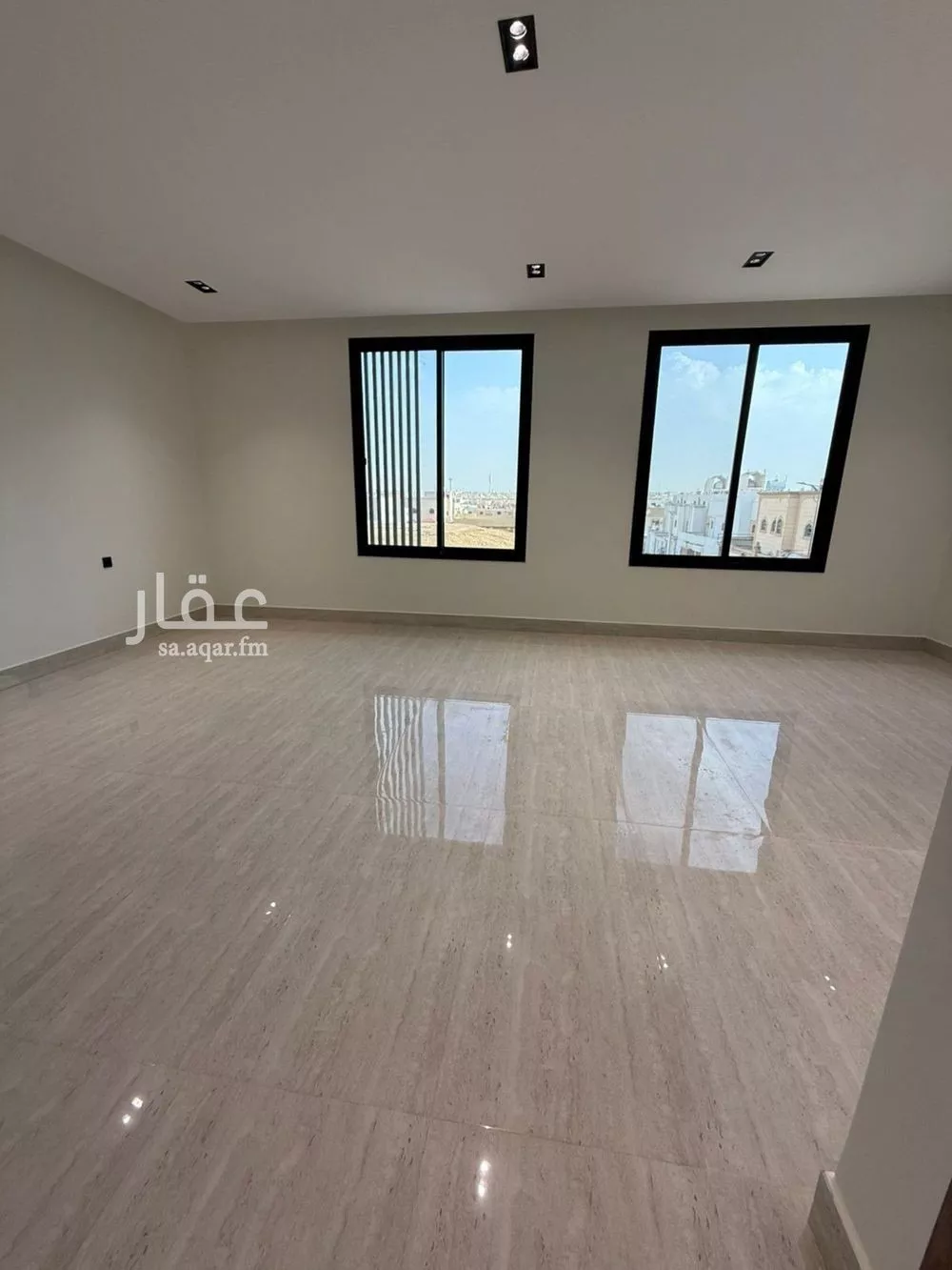 8 bedroom villa in Tuwaiq 25