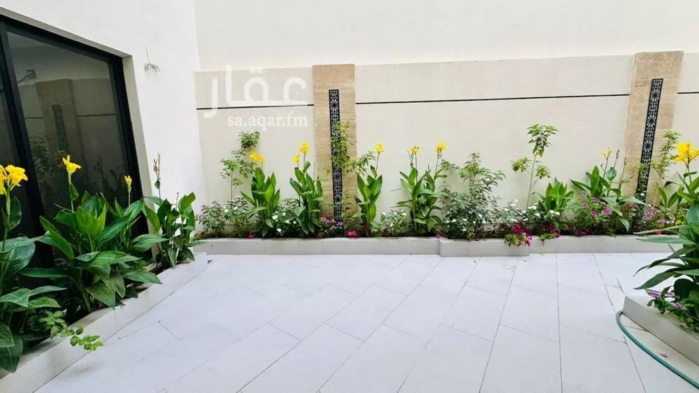 فيلا 7 غرف في المهدية 11