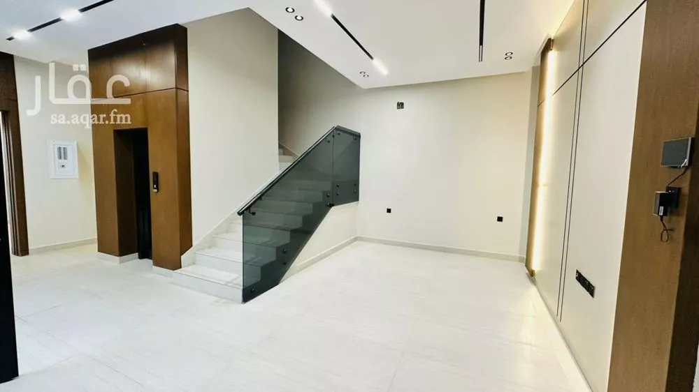 فيلا 7 غرف في المهدية 21