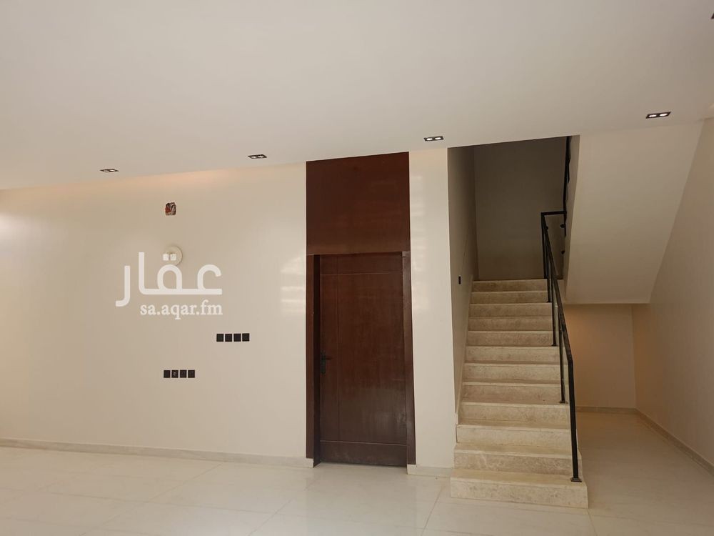 6 bedroom villa in Al Janadriyah, Riyadh 9