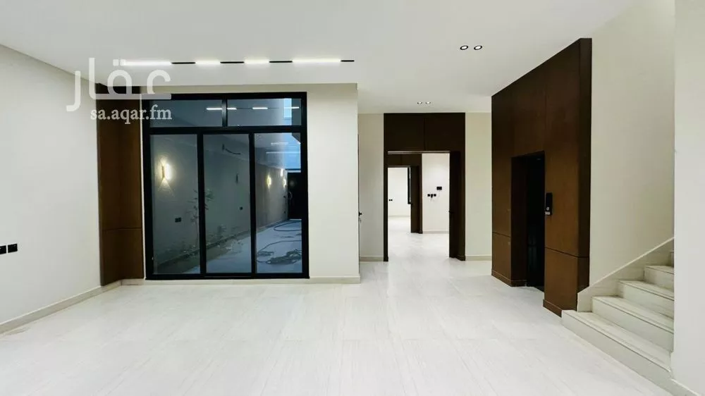 فيلا 7 غرف في المهدية 11