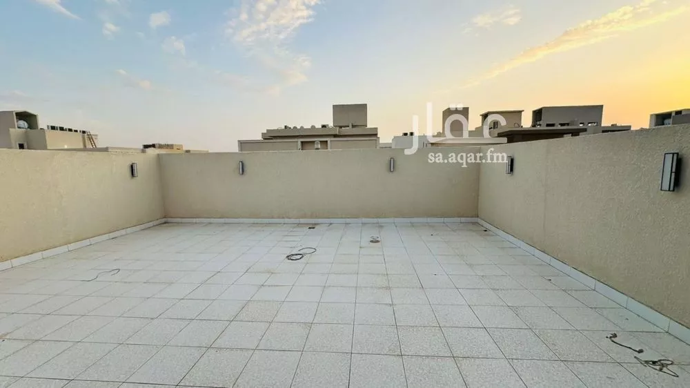 فيلا 7 غرف في المهدية 12