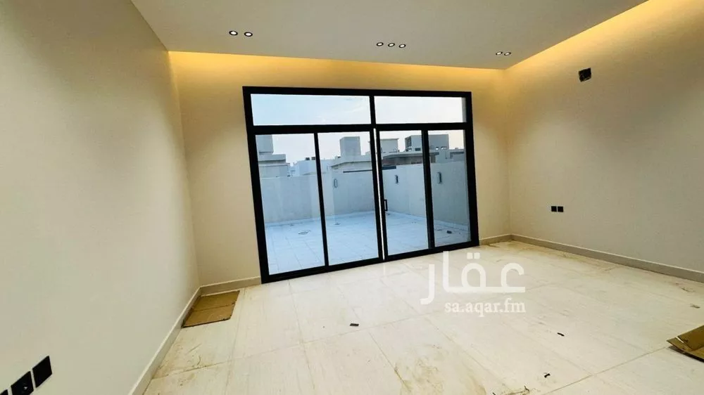 فيلا 7 غرف في المهدية 4