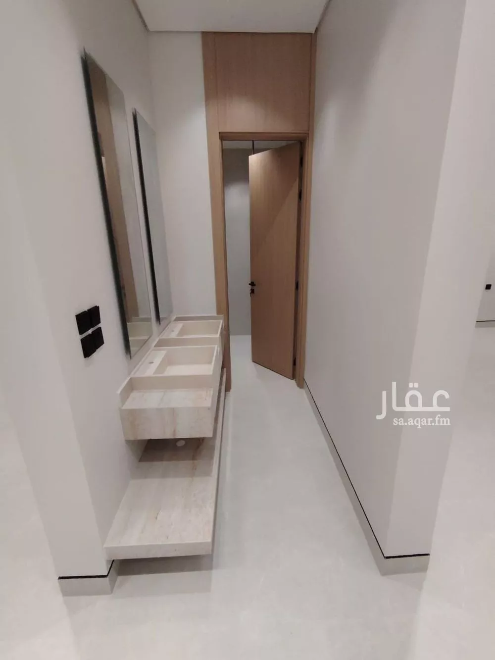 5 bedroom villa in Al Rimal 10