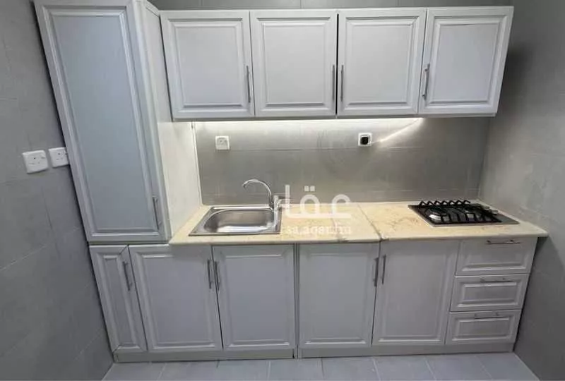 شقة 2 غرف في الدفاع 4