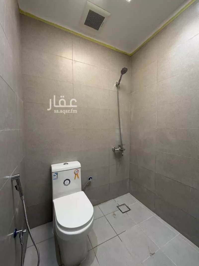 شقة 2 غرف في الدفاع 8