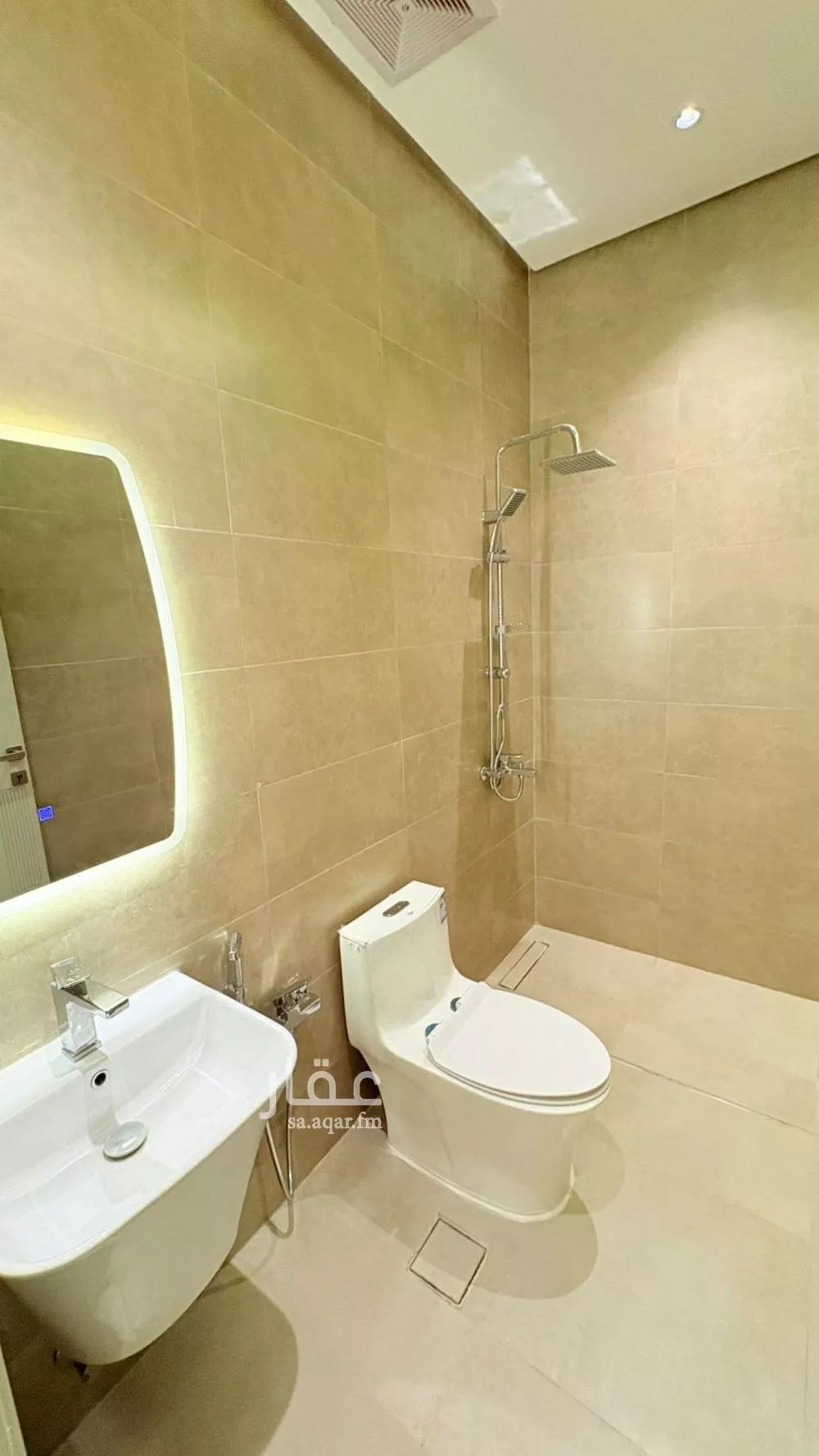 شقة 3 غرف في الرمال 3