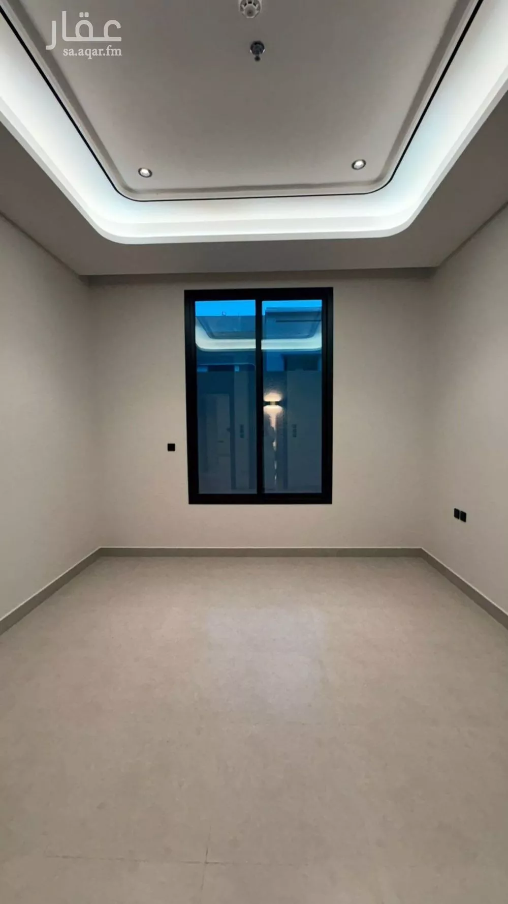 شقة 3 غرف في الرمال 10