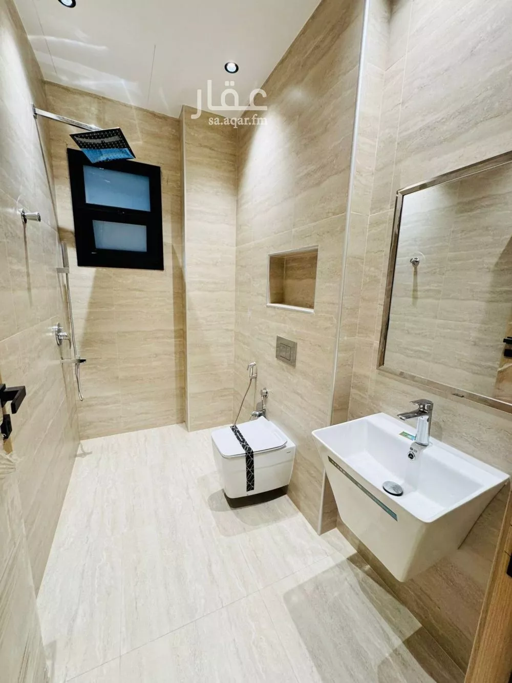 3 bedroom apartment in Ishbiliyah 6