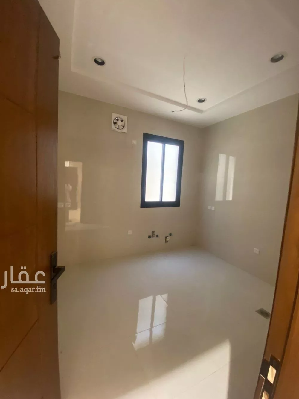 فيلا 8 غرف في الفلاح 18