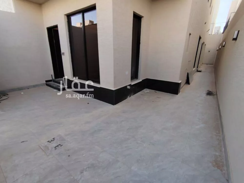 شقة 4 غرف في الرمال 11