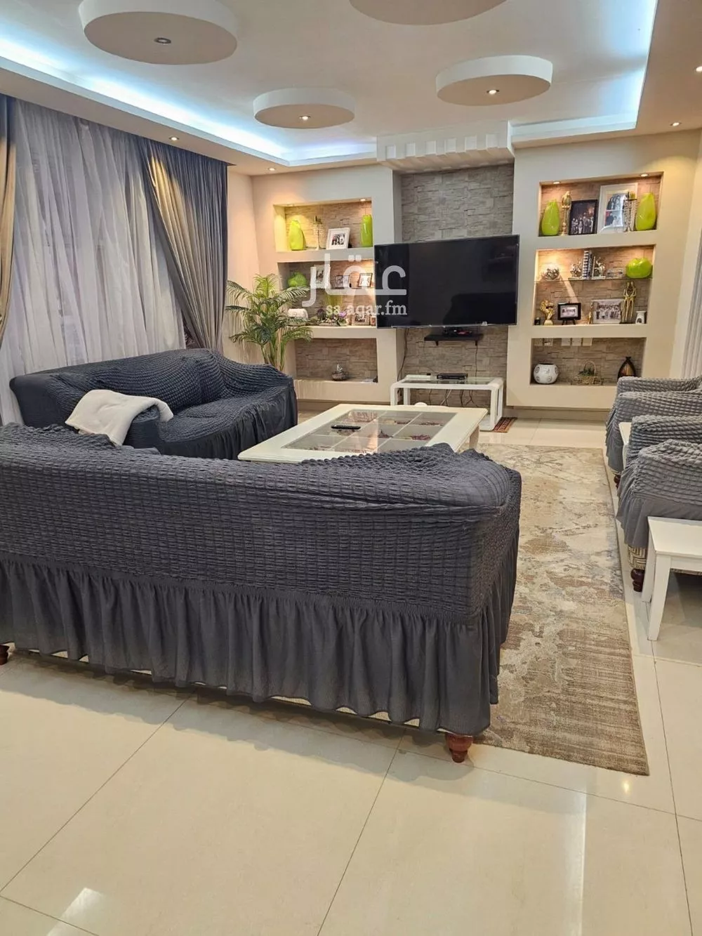 فيلا 6 غرف في الخليج 9