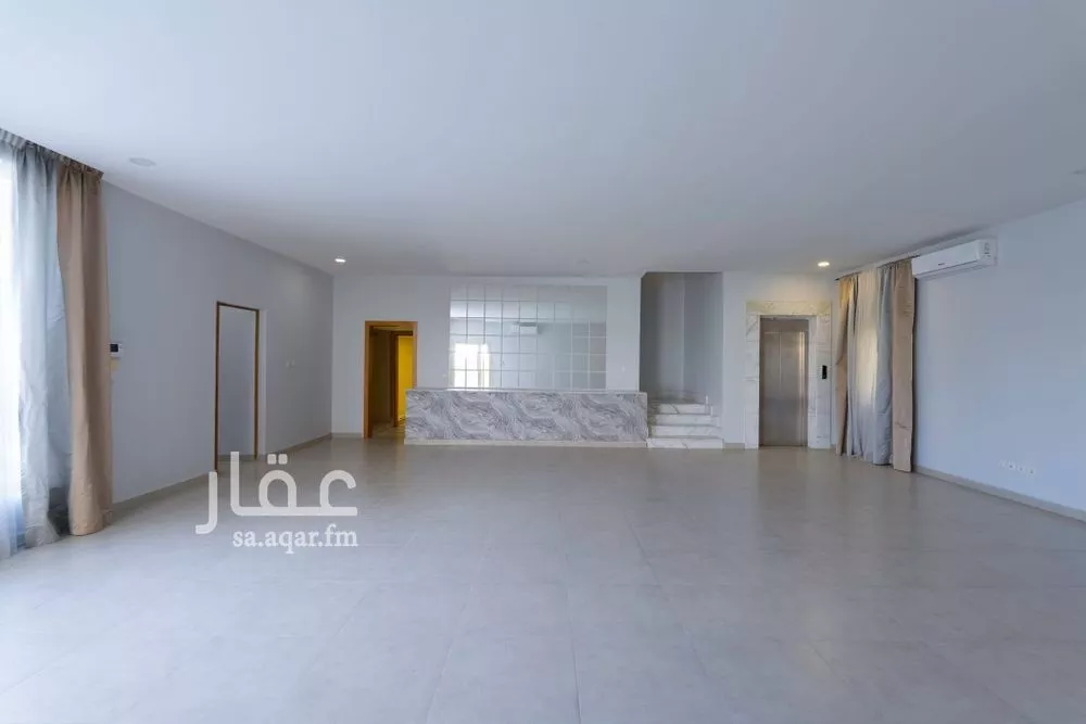 4 bedroom villa in Al Corniche, Eastern Province 11