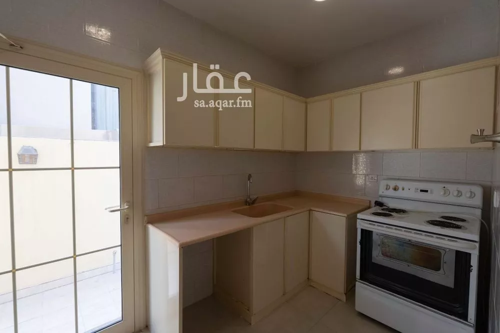 4 bedroom villa in Al Corniche, Eastern Province 15