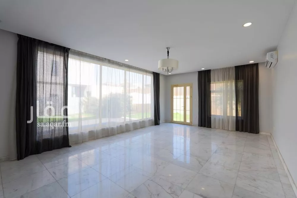 4 bedroom villa in Al Corniche, Eastern Province 8