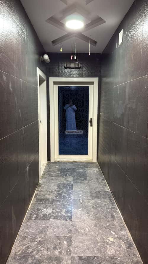 شقة 5 غرف في الريان 20