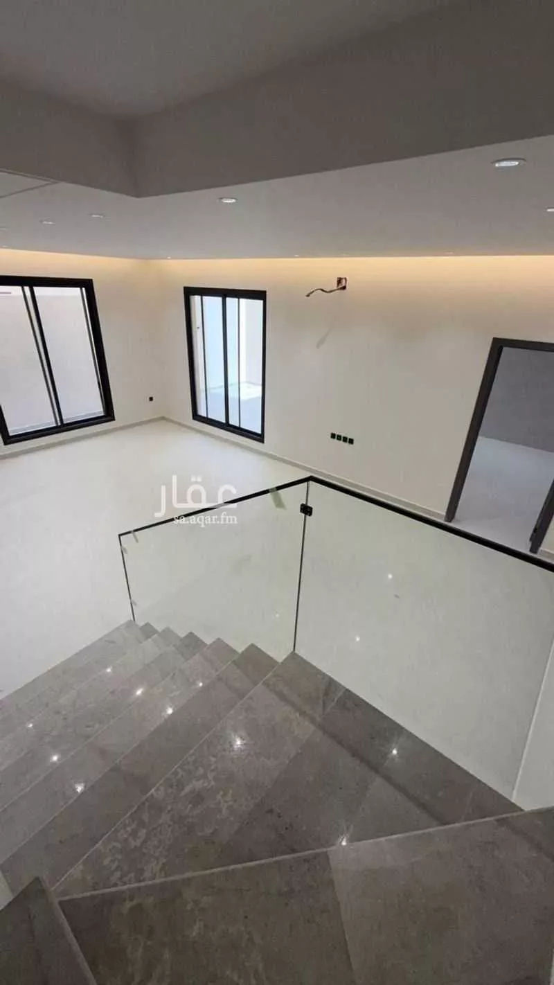 فيلا 4 غرف في ظهرة لبن 8