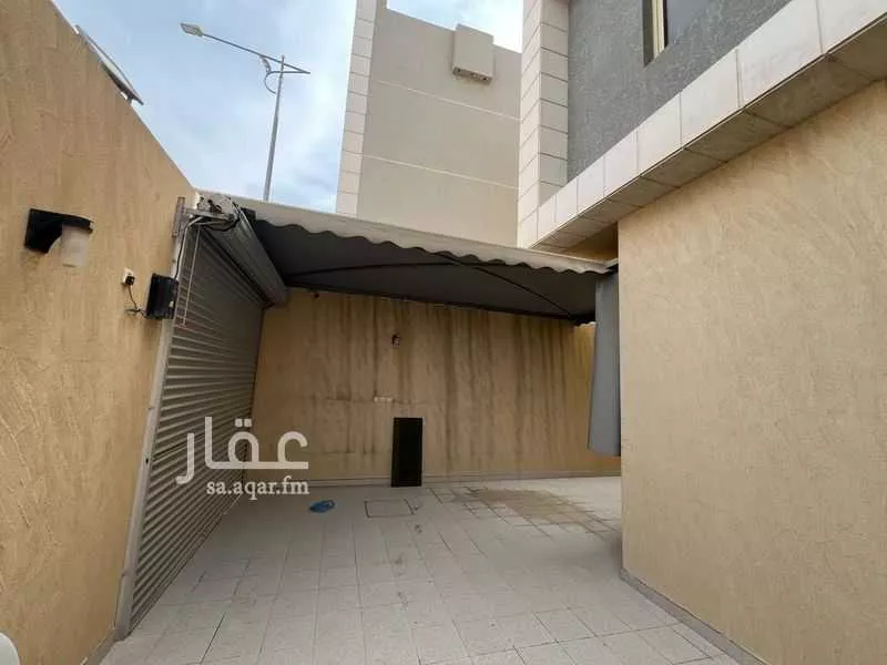 فيلا 4 غرف في العارض 3