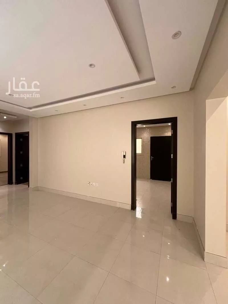 فيلا 4 غرف في العارض 4