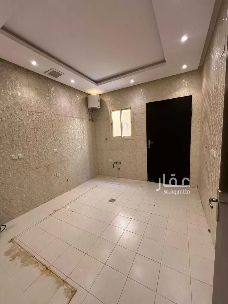 فيلا 4 غرف في العارض 6