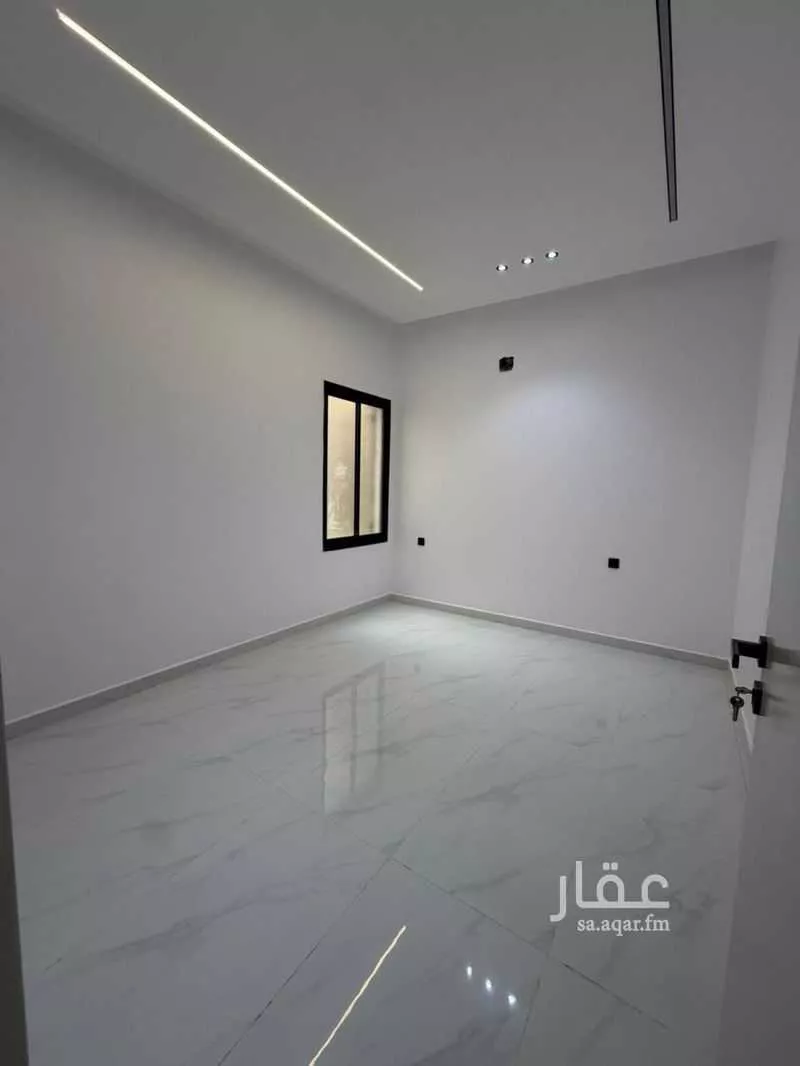 فيلا 5 غرف في النظيم 6