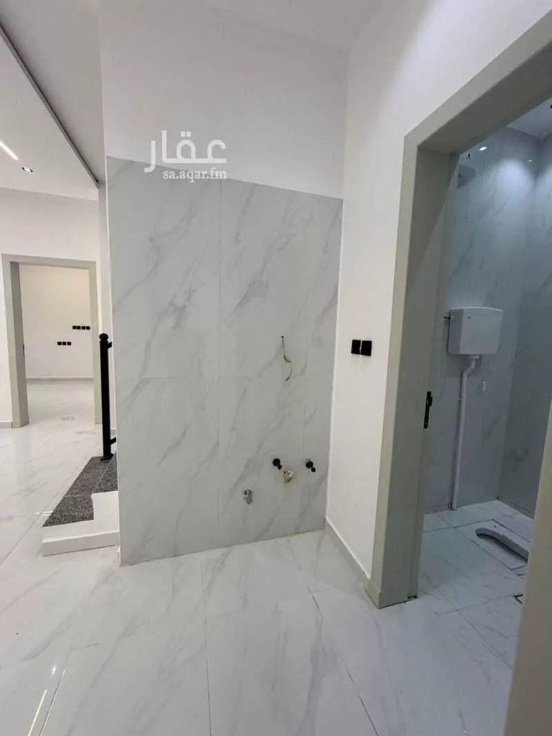 فيلا 5 غرف في النظيم 7