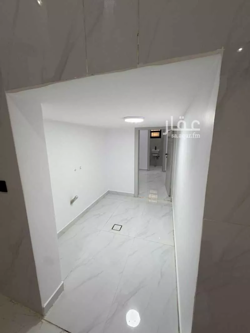 فيلا 5 غرف في النظيم 9