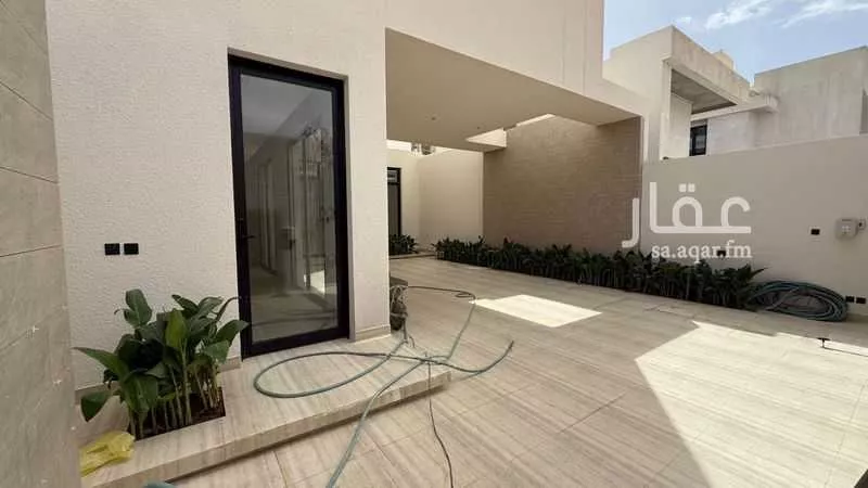 فيلا 5 غرف في النرجس 7